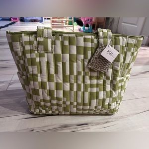 Beis x Elsa baby bag